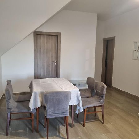 Sóstó Apartman Szekesfehervar Exterior foto