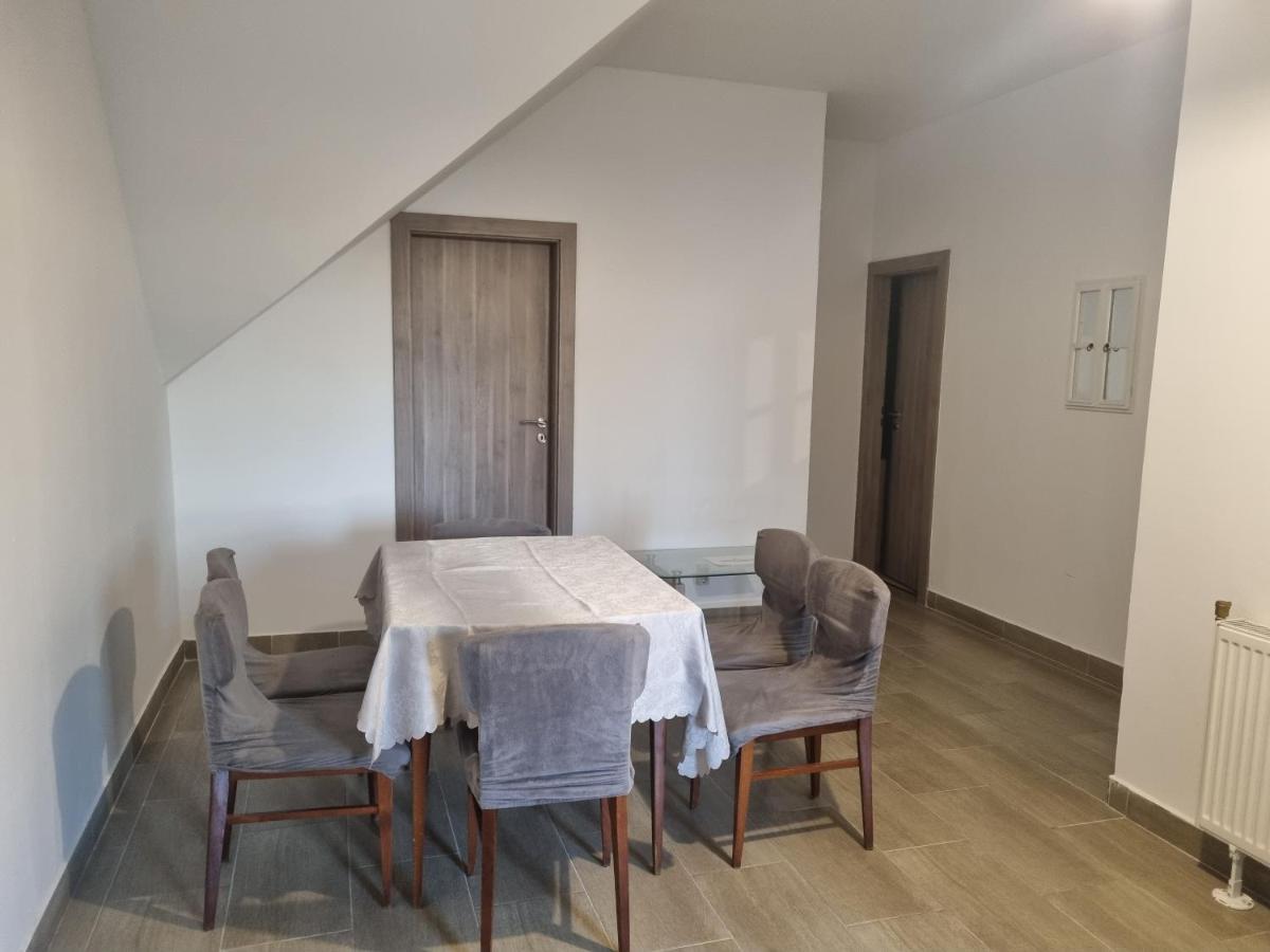 Sóstó Apartman Szekesfehervar Exterior foto