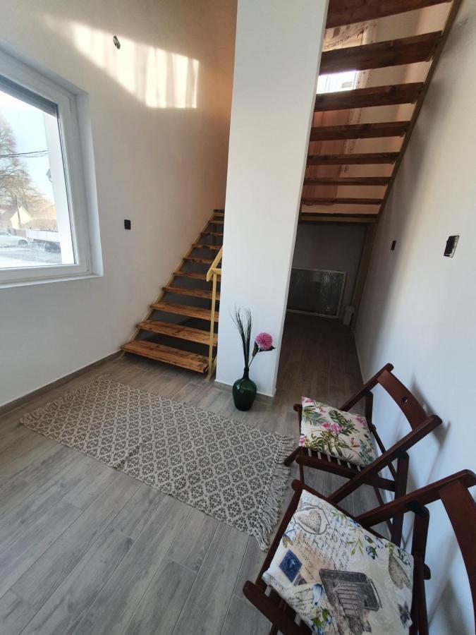 Sóstó Apartman Szekesfehervar Exterior foto